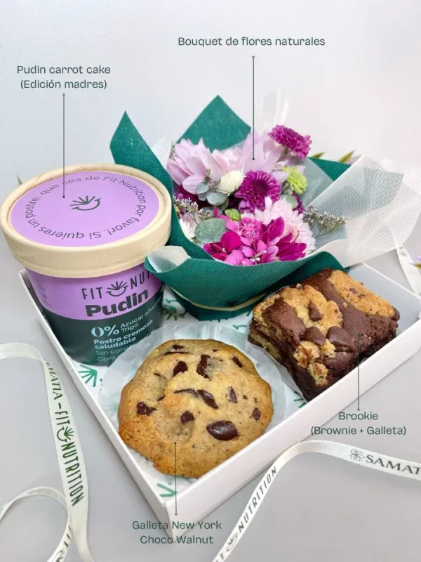 Arreglo Floral en Caja con Dulces, galletas, pudin y brownie en cali